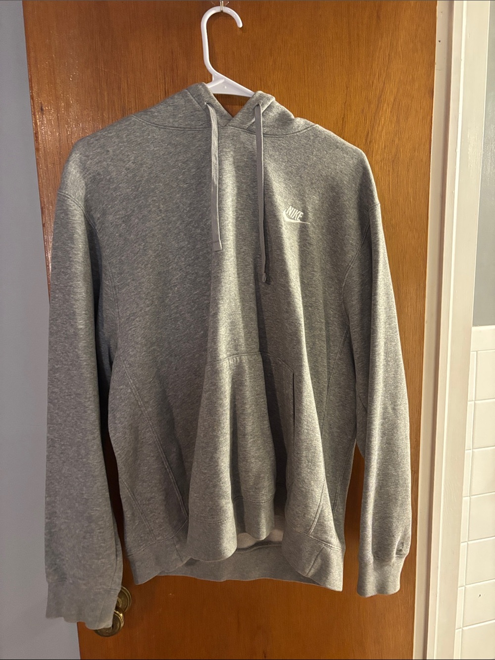 Nike Men's Gray Crewneck Hoodie Pullover